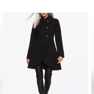 NWT Disney Frozen II Anna plus Sz 3X Hot Topic Black Coat. New with tags.
